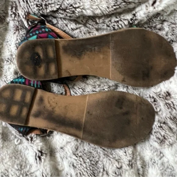 Black Poppy Black Purple Blue Tribal Print Sandal - Picture 3 of 5